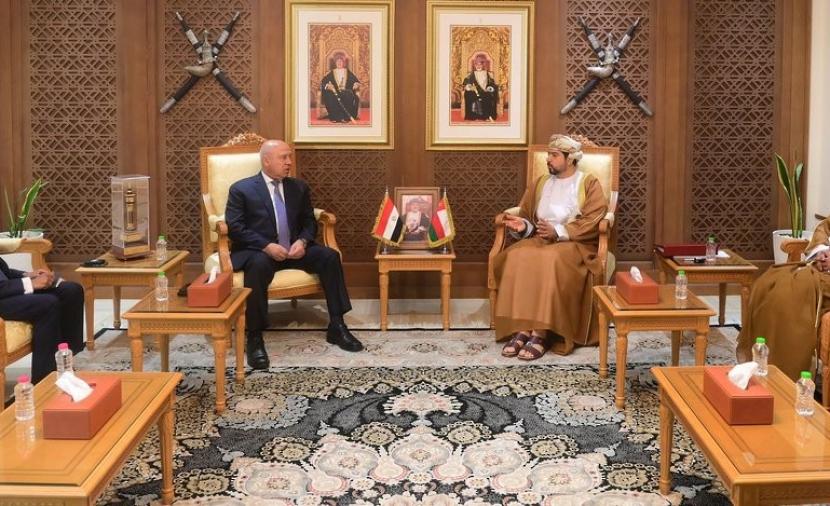 سلطنة عُمان ومصر تبحثان تعزيز التكامل الصناعي والاستثماري 