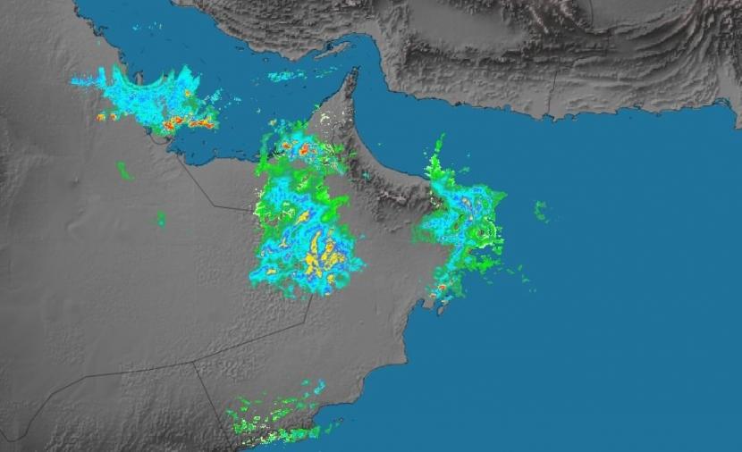 الأمطار تتسع تدريجيا.. والرادار يرصد نشاطا قويا للخلايا الرعدية