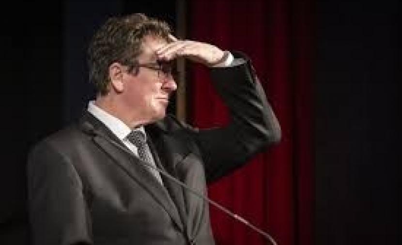 رئيس وزراء أستراليا يطالب ترامب بتوضيح أهداف الحرب على إيران