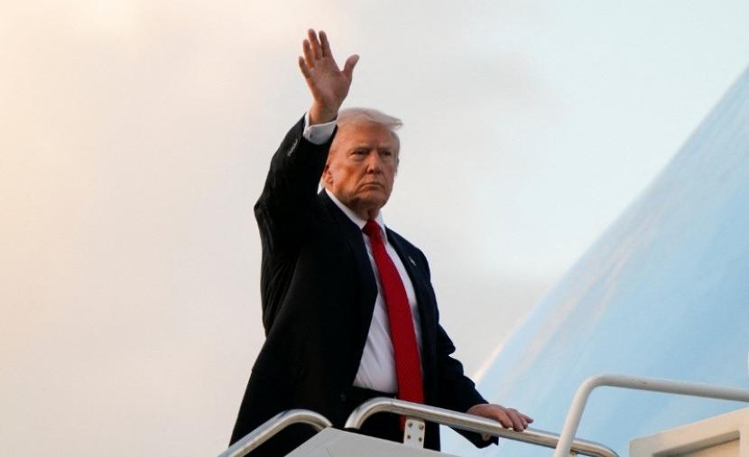 فلوريدا تطلق اسم ترامب على مطار بالم بيتش 