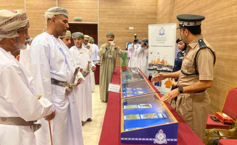 تدشين قافلة "حمى وعي وأمان" بالداخلية لتعزيز حماية المستهلك 