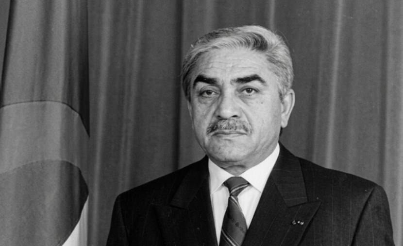 وفاة رئيس الجزائر الأسبق