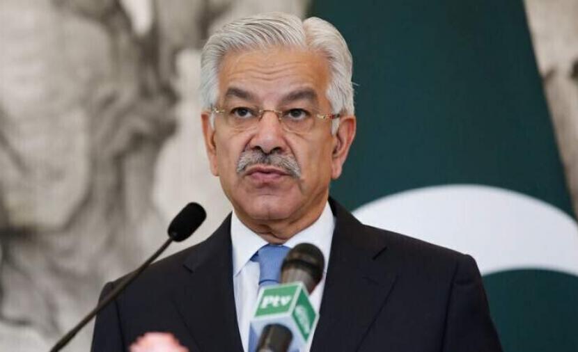 وزير الدفاع الباكستاني: إسرائيل لعنة على البشرية