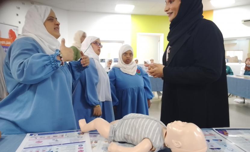 المستشفى السلطاني ينفّذ زيارة توعوية لجمعية الأطفال ذوي الإعاقة