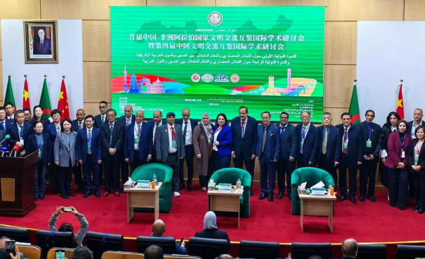دعوات لإحياء الروابط الحضارية والإنسانية بختام "الندوة الدولية بين الصين والدول العربية" بالجزائر 