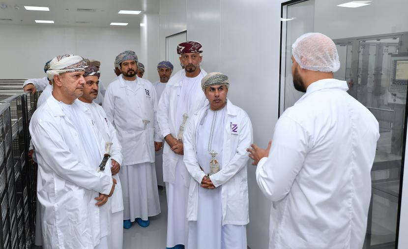 افتتاح مصنع "عز الدوائية" بطاقة إنتاجية 18 مليون عبوّة محلول وريدي سنويًا 