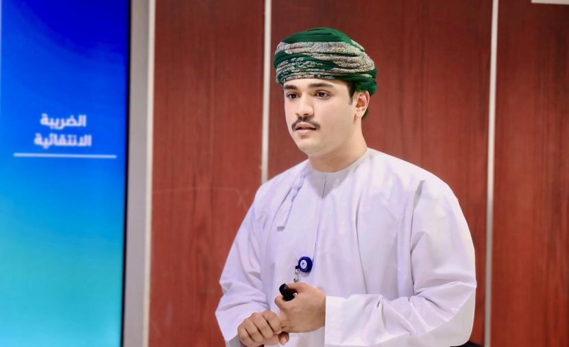 تعزيز وعي طلبة ظفار بالأنظمة الضريبية