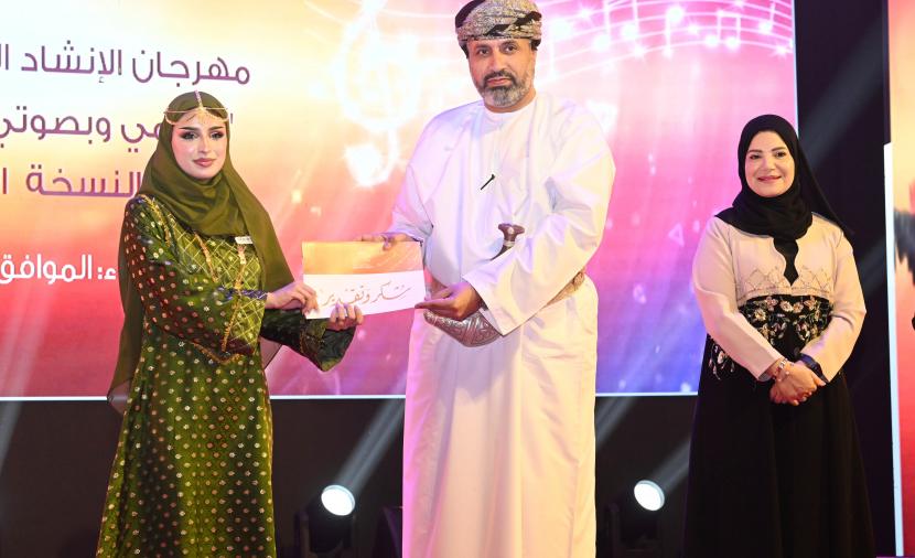 إبداعات فنية تكشف عن مواهب واعدة في 