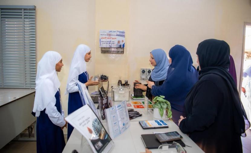 الشيبانية تزور عددًا من المؤسسات التعليمية في ظفار لتعزيز التكامل بين التعليم المدرسي والجامعي