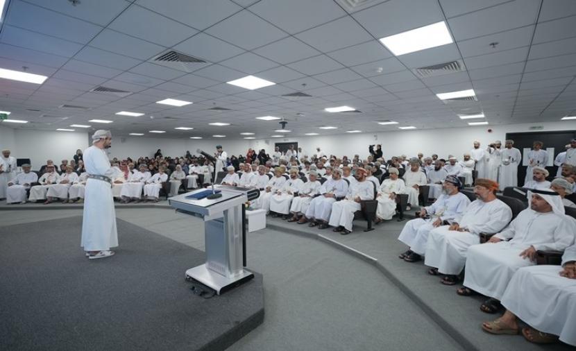 جامعة مسقط تطلق 