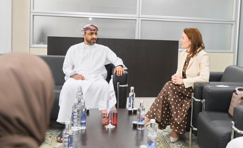 "كريدت عُمان" تبحث تعزيز التعاون مع "وكالة ائتمان الصادرات الألمانية" 