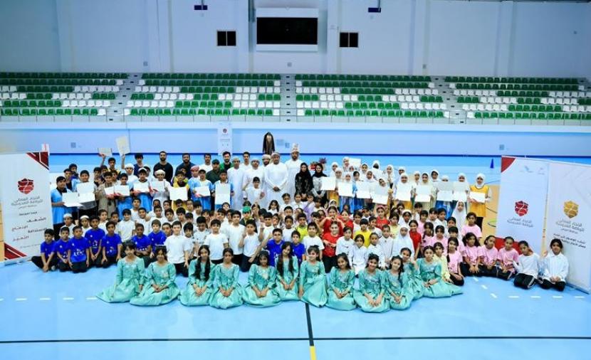 ختام برنامج القيادات الرياضية الشابة بالبريمي 