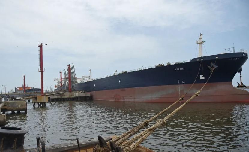 قرار أمريكي جديد بشأن العقوبات المفروضة على النفط الروسي 