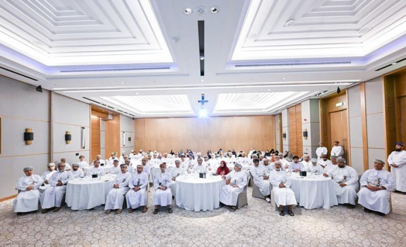120 مشاركًا في التعريف بمشروع 