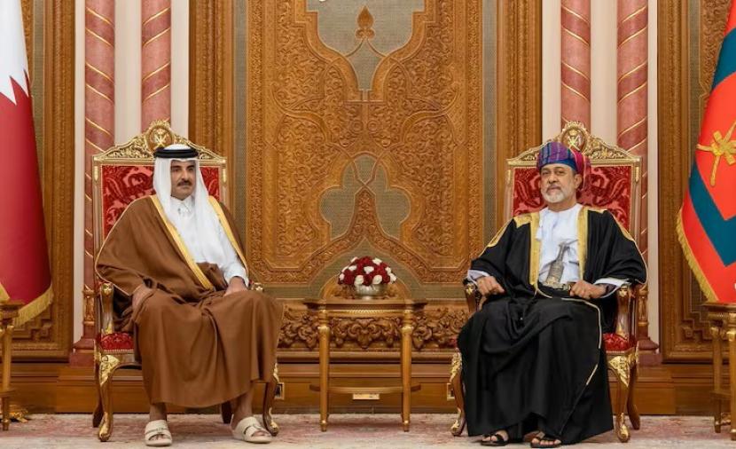 عاجل جلالة السلطان وأمير قطر يؤكدان ضرورة التوصل إلى اتفاق نهائي للأزمة في المنطقة 