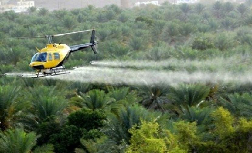 انطلاق الرش الجوي لمكافحة 