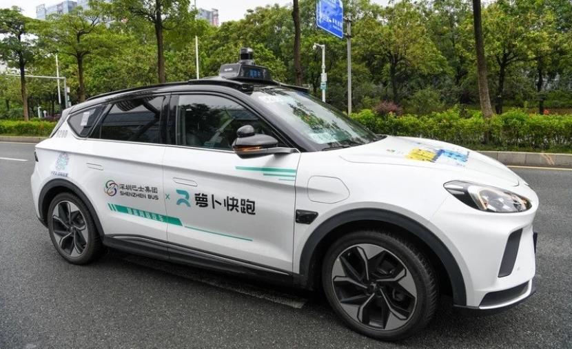 فوضى غير متوقعة.. 100 سيارة أجرة ذاتية القيادة تتوقف عن العمل في نفس الوقت