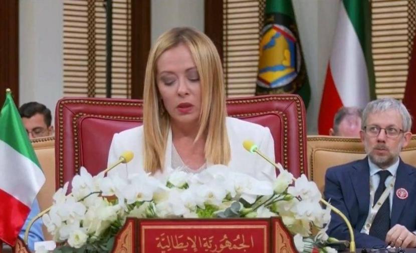 رئيسة الوزراء الإيطالية تقوم بزيارة مفاجئة لمنطقة الخليج 