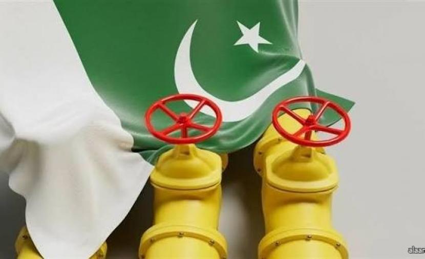 باكستان ترفع أسعار الوقود بشكل حاد