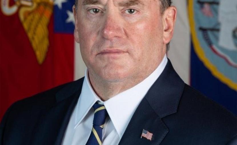 الكشف عن سبب إقالة وزير البحرية الأمريكي جون فيلان #عاجل 