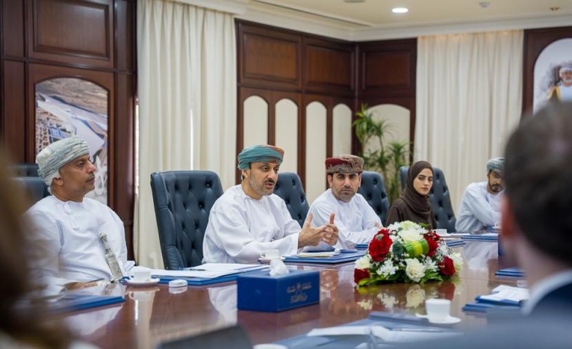 وفد روسي يتعرف على القطاعات الاستثمارية الواعدة وسبل تعزيز الشراكة الاقتصادية