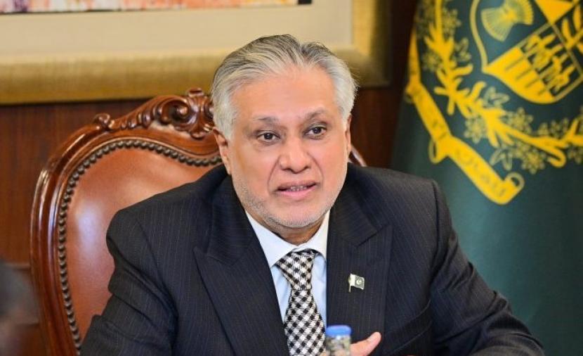 وزير الخارجية الباكستاني يدعو الوفدين الأمريكي والإيراني لمحادثات بنّاءة