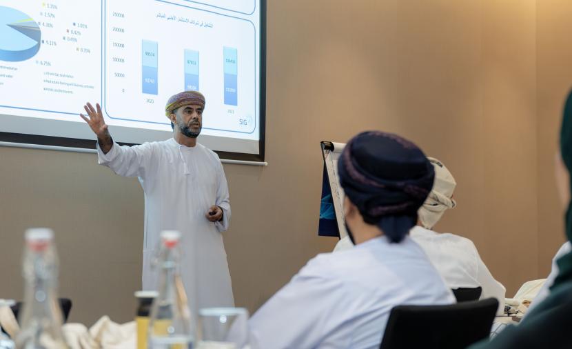 انطلاق برنامج تعزيز القدرات في تنفيذ الاستراتيجيات وقياس الأداء المؤسسي بمسقط 