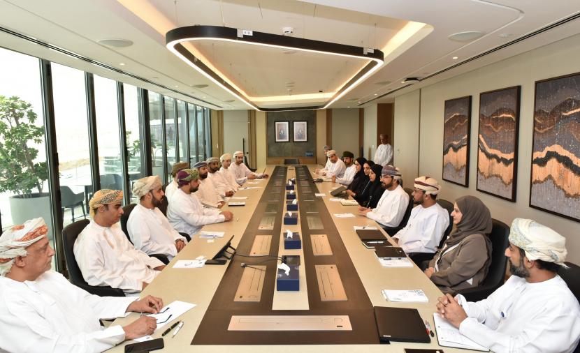 "الخدمات المالية" تُعززّ التواصل مع المستثمرين لدعم كفاءة سوق المال 