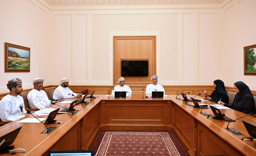 مناقشة تعزيز التعاون البرلماني بين عُمان وبيلاروس 
