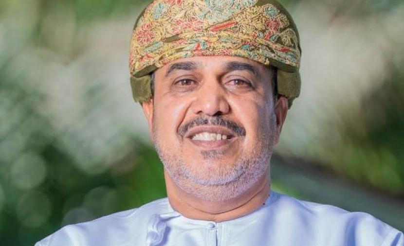 من كمثل أحمد المحروقي؟!