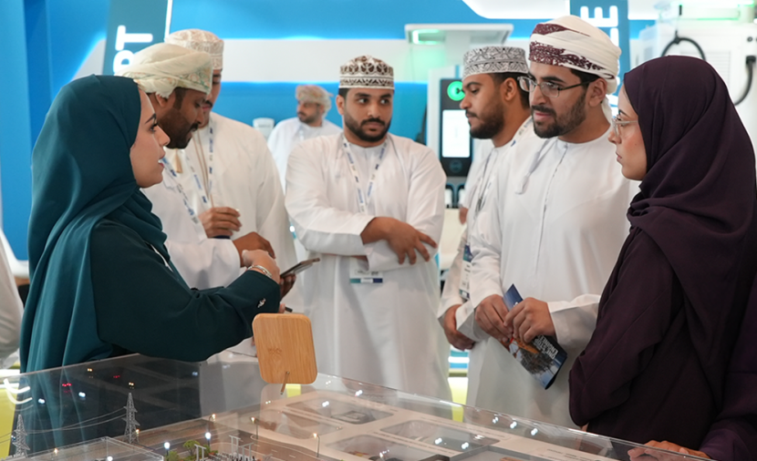 "الكابلات العُمانية" تستعرض ابتكارات البنية الأساسية في "أسبوع عُمان للاستدامة" 