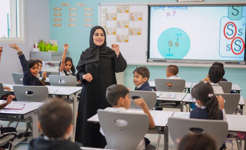 تحويل الدراسة إلى نظام التعلُّم عن بُعد في الإمارات
