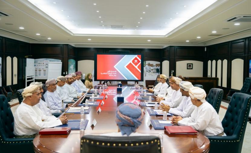 اللجنة الوطنية للتنافسية تستعرض نتائج عُمان في المؤشرات الدولية وجهود تعزيزها 