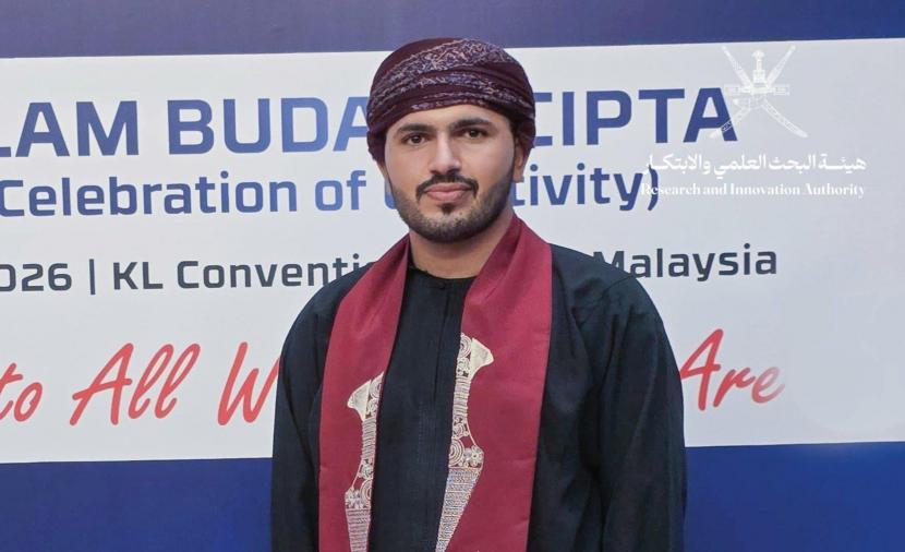 مبتكر عُماني يحصد جائزة أفضل اختراع في ITEX 2026