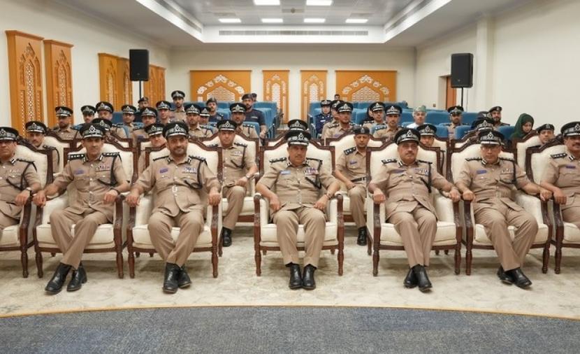 لقاء موسع يستعرض تطوير منظومة الدفاع المدني والإسعاف 