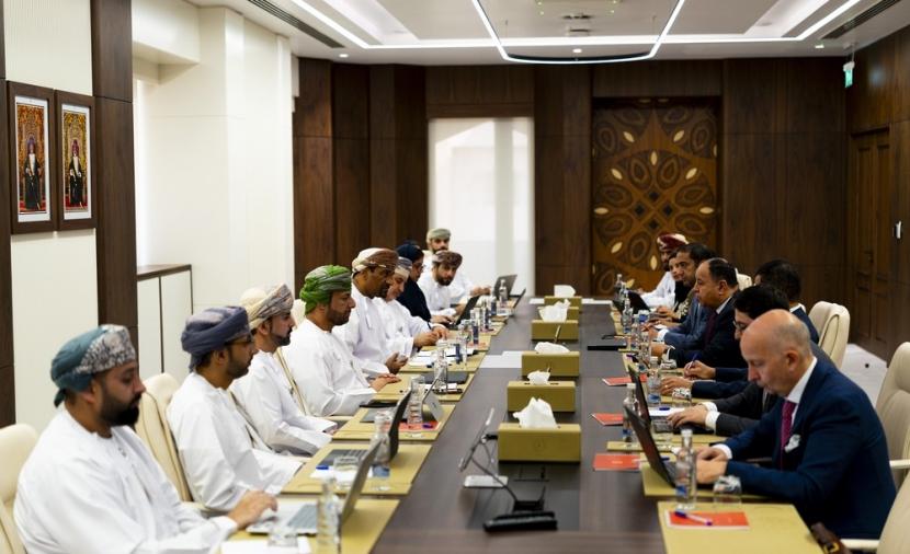 بعثة "صندوق النقد" تبدأ في مسقط "مشاورات المادة الرابعة" لتقييم التطورات الاقتصادية والمالية والنقدية 