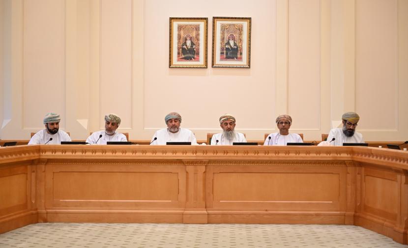 إبراز جهود الثقافة والرياضة والشباب في تطوير المراكز والمكتب