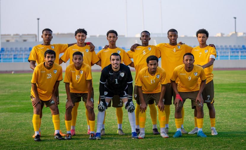 "الأحمر الشاب" يستعد لتصفيات آسيا عبر "معسكر مسقط"