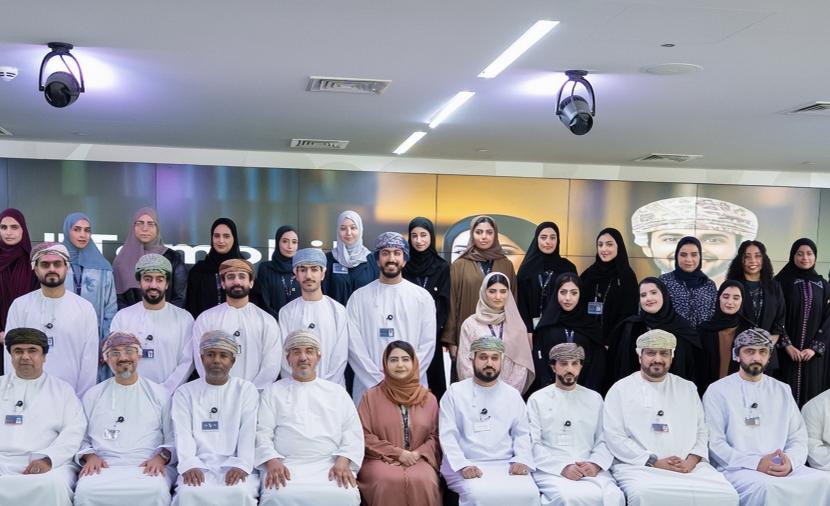 "صحار الدولي" يدشن "طموحي 4" لدعم تطوير الكفاءات ا