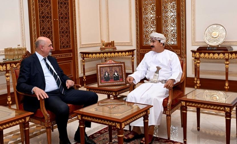 النعماني يناقش العلاقات مع سفير أستراليا غير المقيم