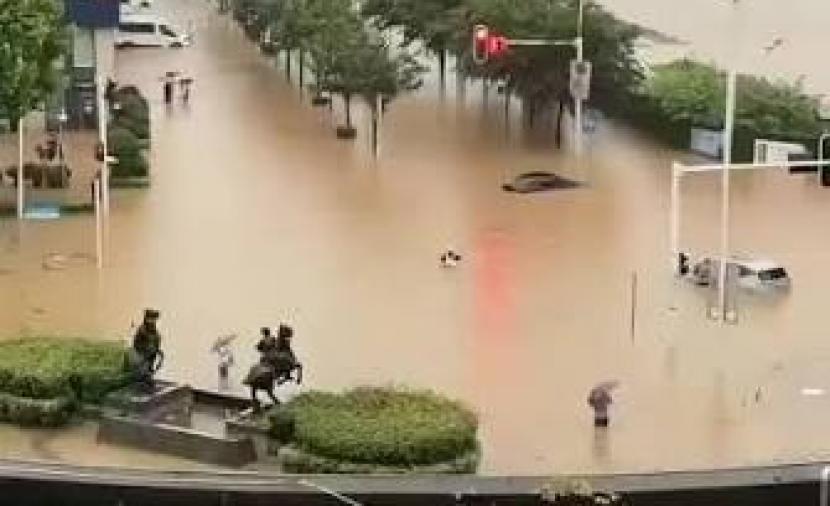 https://alroya.om/thumb/830x506/uploads/images/2026/07/PK0xi.jpeg