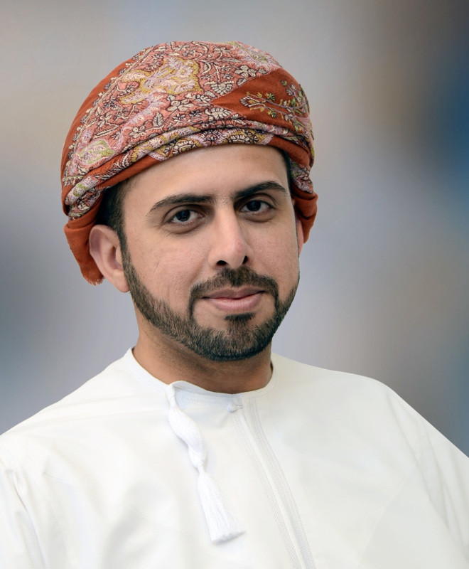 الدكتور أحمد المعشري.jpg