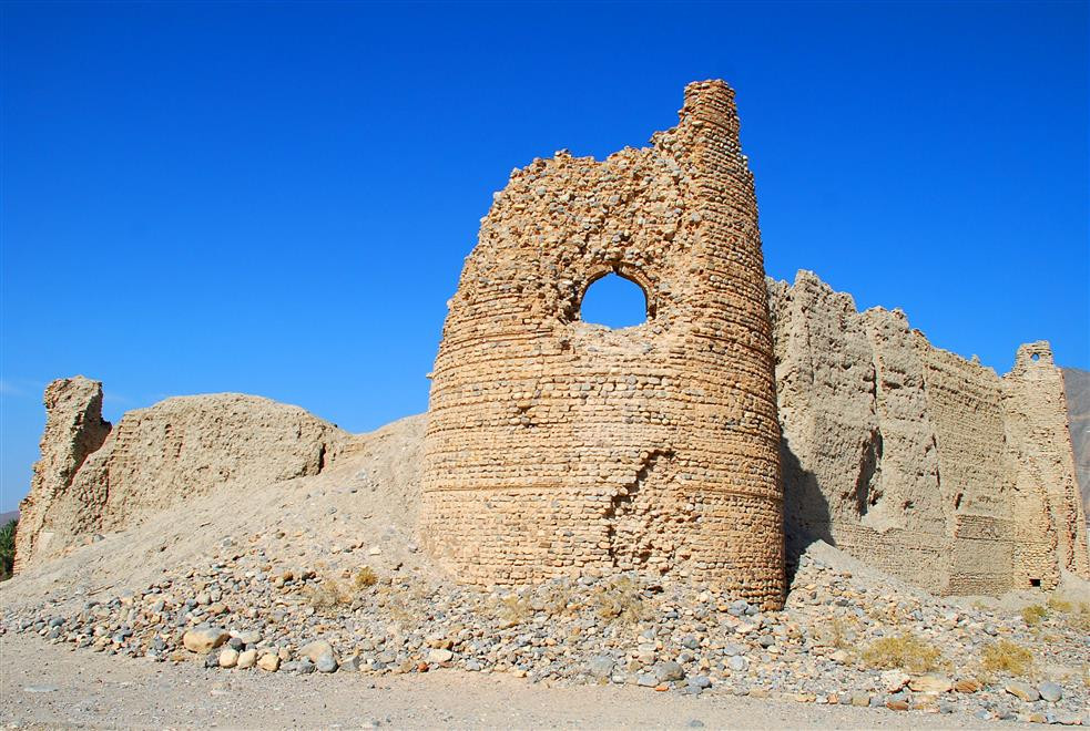 النزار.jpg