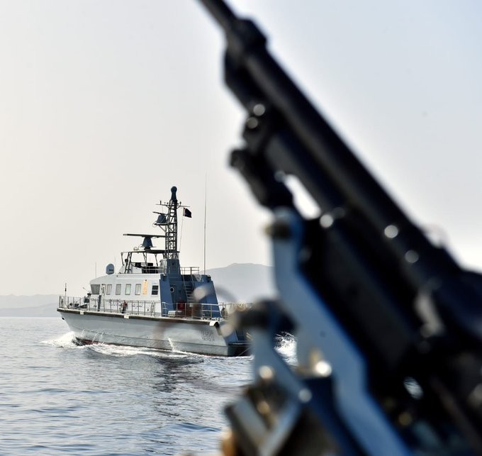 معدات عسكرية سعودية.. تفاصيل جديدة حول استهداف سفينة في البحر الأحمر ومقتل 4 أشخاص
