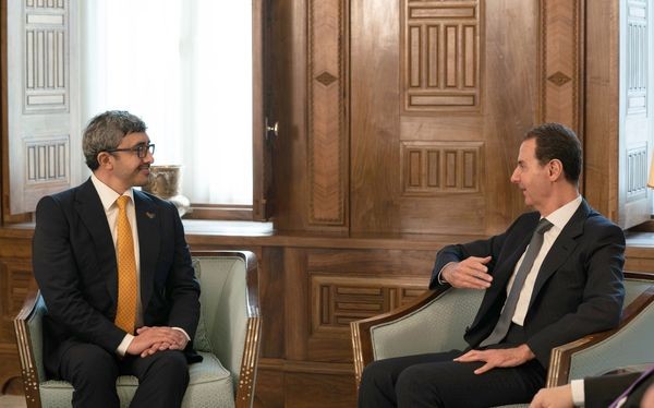 الرئيس السوري وعبدالله بن زايد (1).jpg