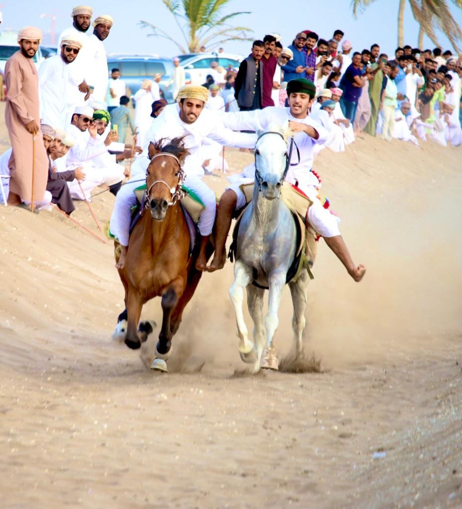 صور المهرجان في بركاء (6).jpeg