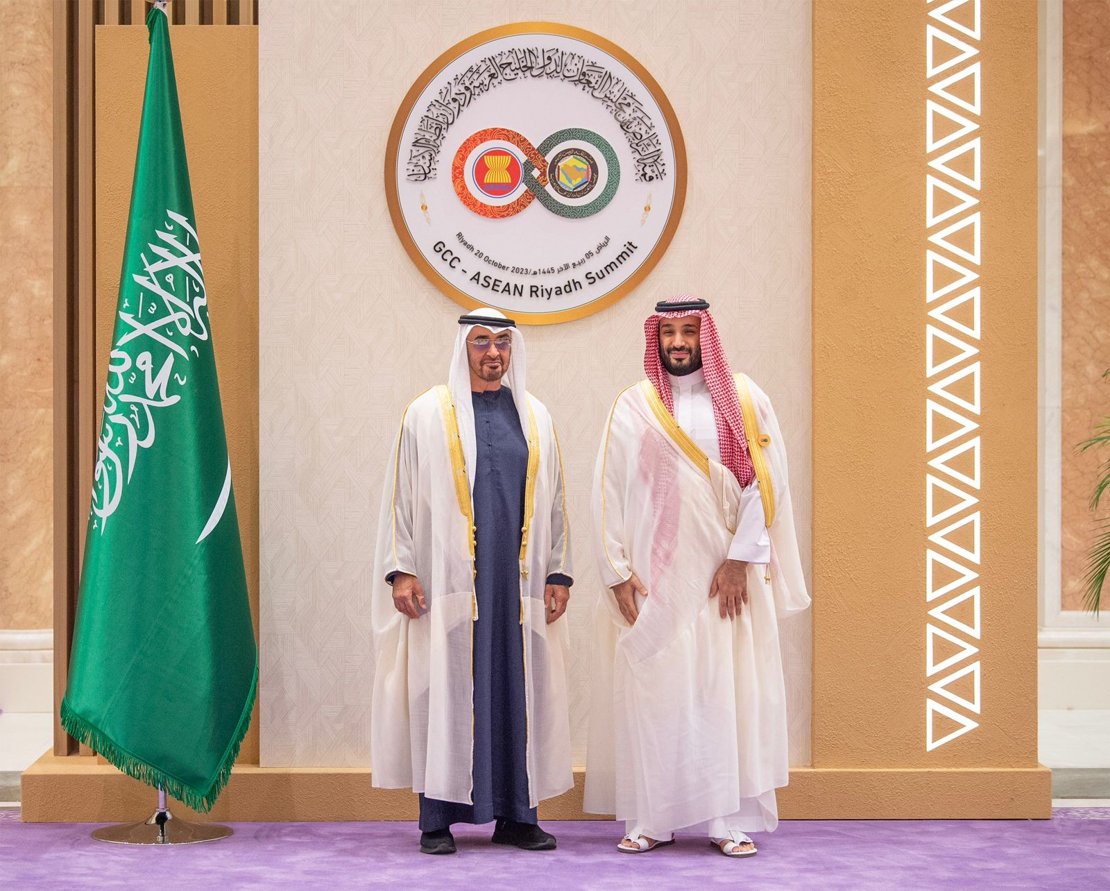بن سلمان وبن زايد 1.jpeg