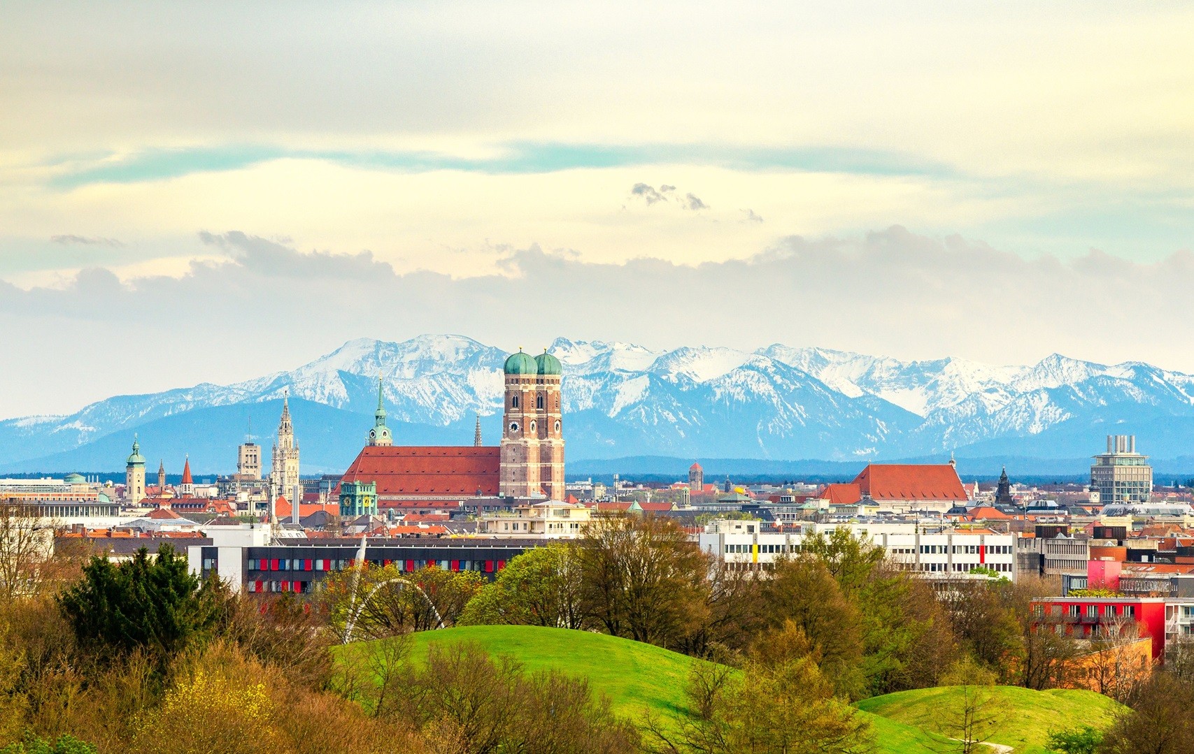 München und die Alpen bei Föhn © München Tourismus, Tommy Lösch.jpg