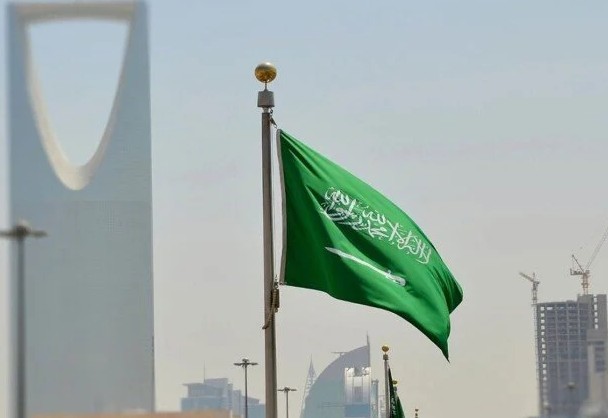 بعد إنذار الدفاع المدني.. زوال الخطر عن أبها وخميس مشيط