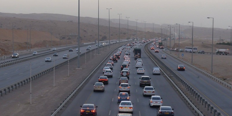 1.89 مليون مركبة في شوارع السلطنة بنهاية يونيو